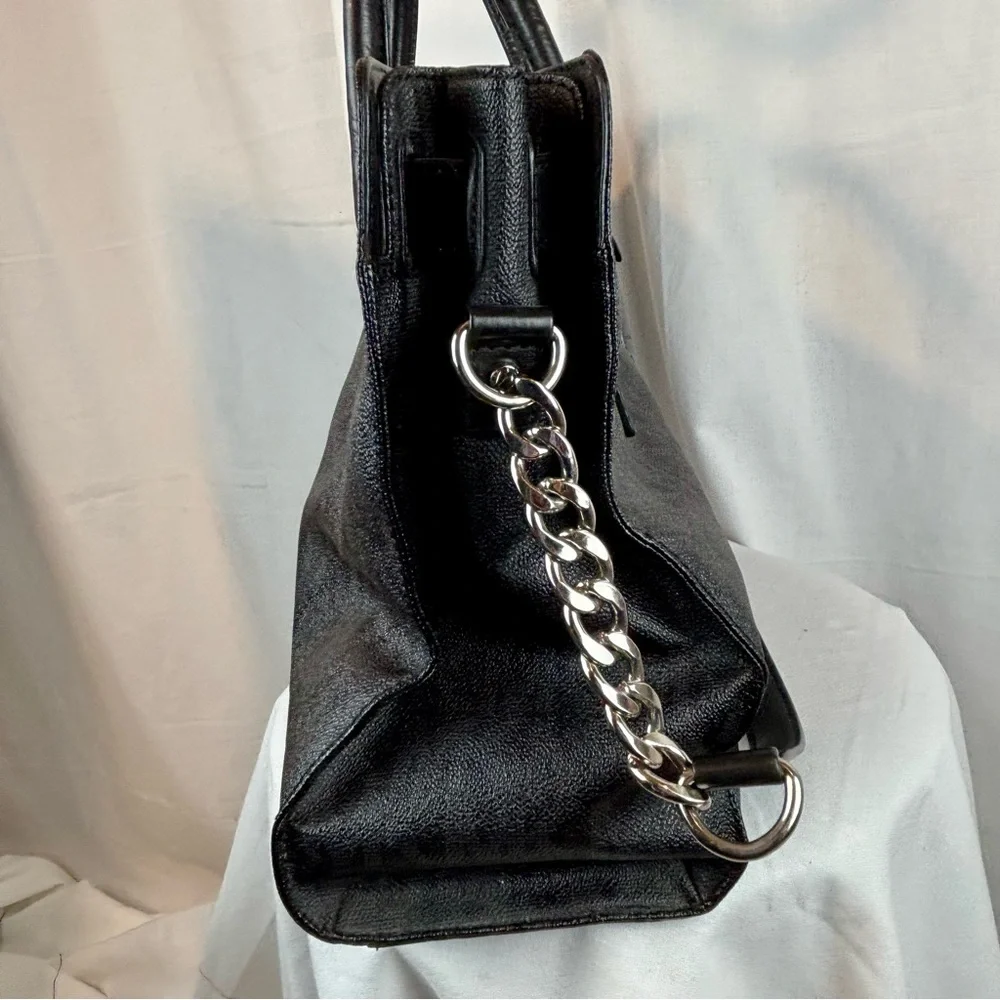 Michael Kors Hamilton Satchel in black‎ saffiano leather
